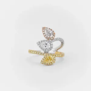 18K Tri-Colour Gold Diamond Ring Vespera Tri-Colour Pear Shaped Diamond Ring