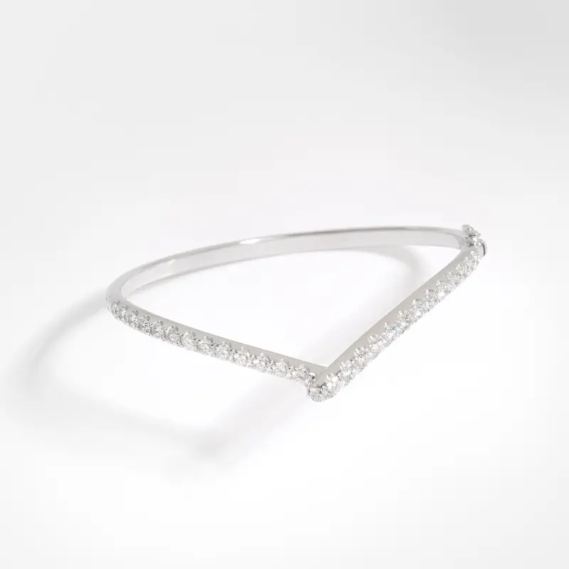 Elara Round Diamond Bangle
