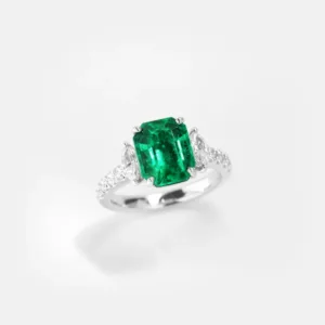 vespera-octogan-emerald-marquise-cut-diamond-ring-RI0000675-35_1 Vespera Octogan Emerald Marquise Cut Diamond Ring