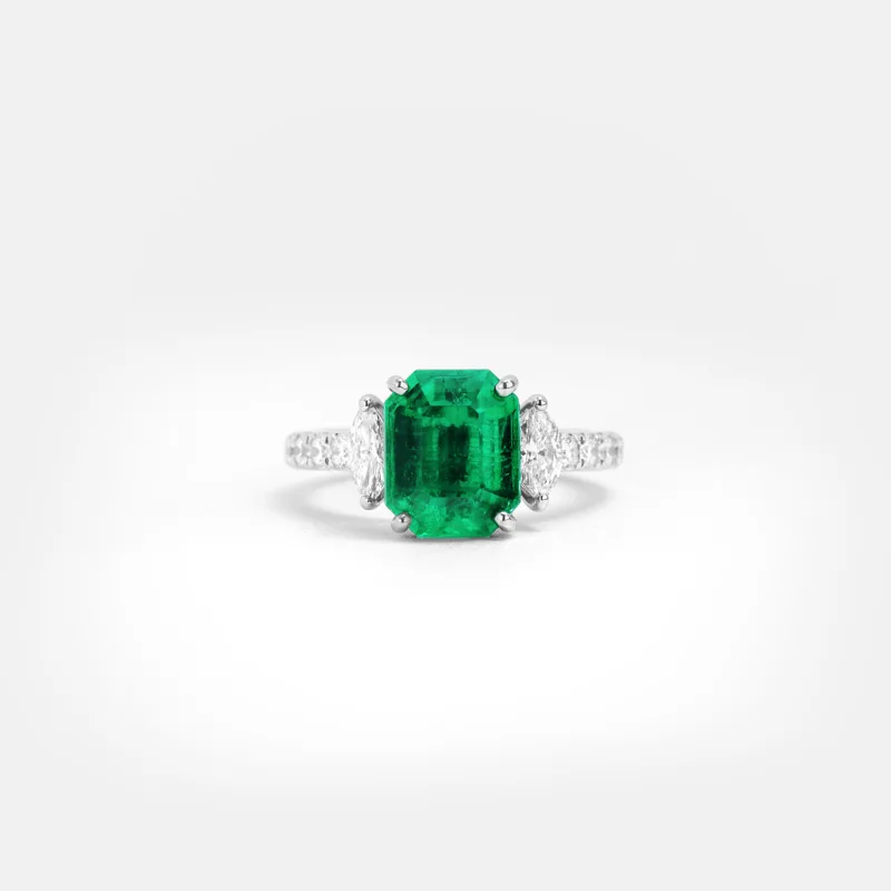 vespera-octogan-emerald-marquise-cut-diamond-ring-RI0000675-35_2 Vespera Octogan Emerald Marquise Cut Diamond Ring