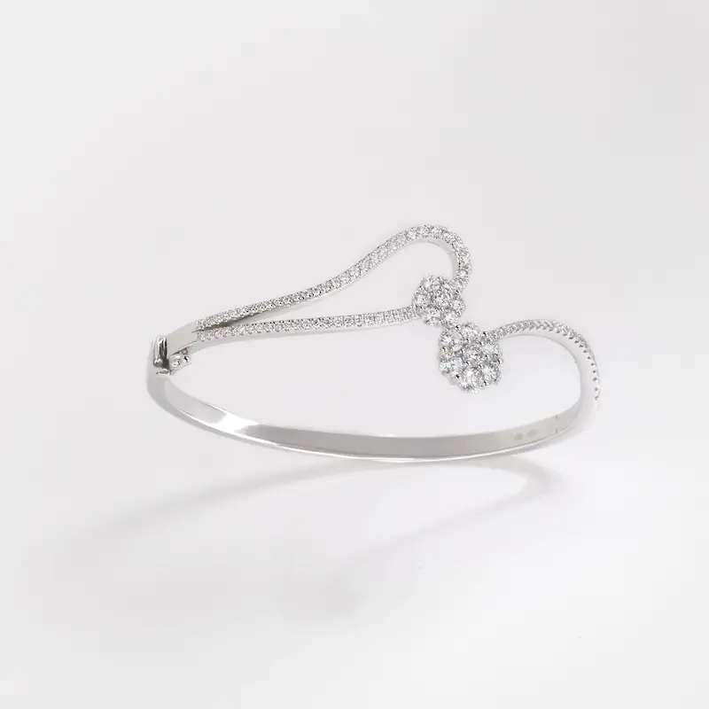 Vespera Round Diamond Bloom Bangle