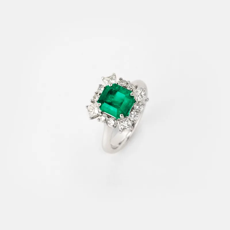 Vespera Princess Cut Emerald Diamond Ring