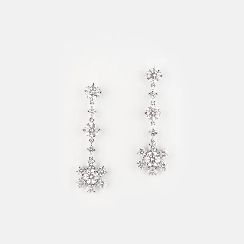 Amara Round Diamond Dangling Earrings