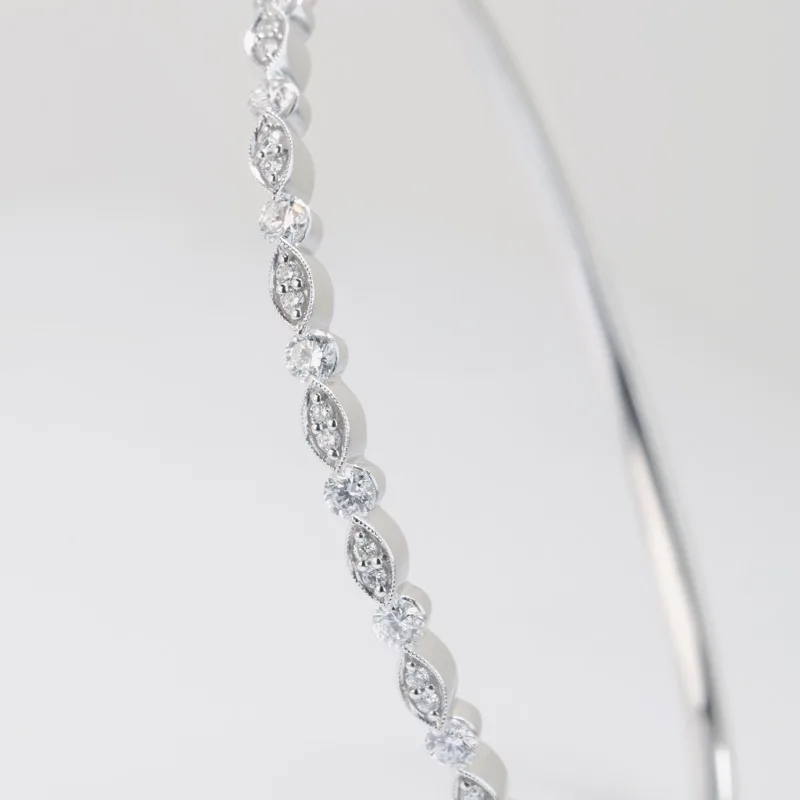 Elara Round Diamond Dainty Bangle