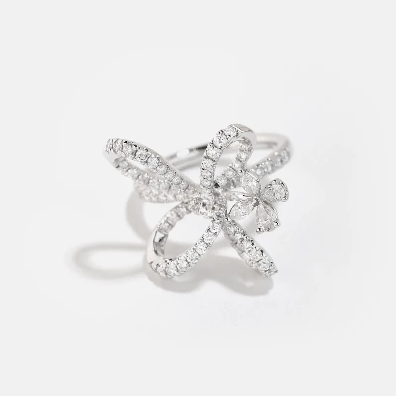 Irisa Pear Shaped Diamond Ring