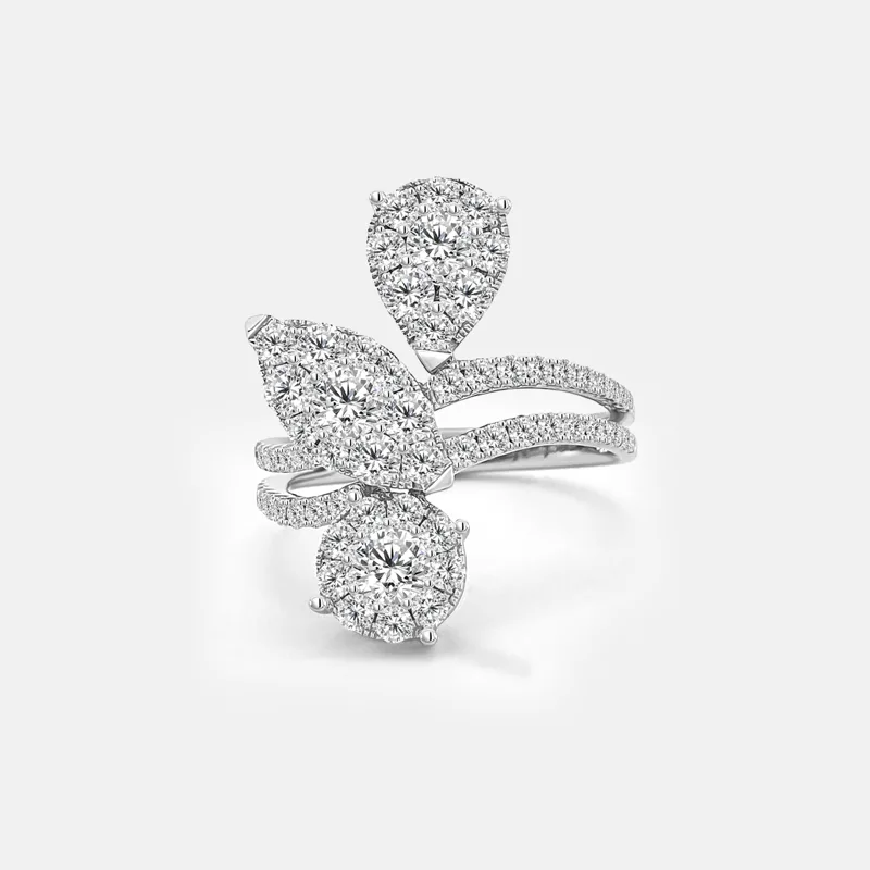 Vespera Tri-Shaped Diamond Ring